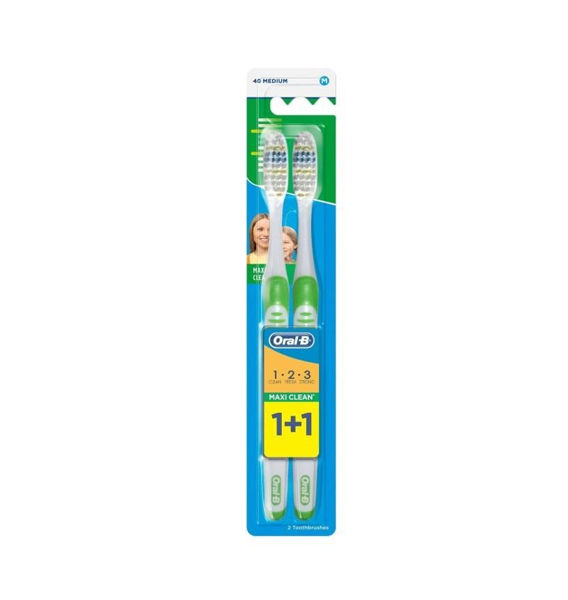 Oral-B Maxi Clean 123 Manual Toothbrush, Assorted Color - Dual Pack