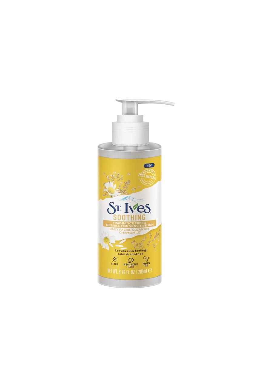 St. Ives Daily Facial Cleanser Soothing Chamomile - 200 ml